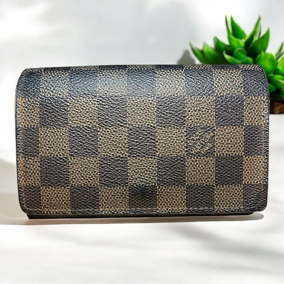 Louis Vuitton Damier Ebene Wallet - Picture 1 of 16